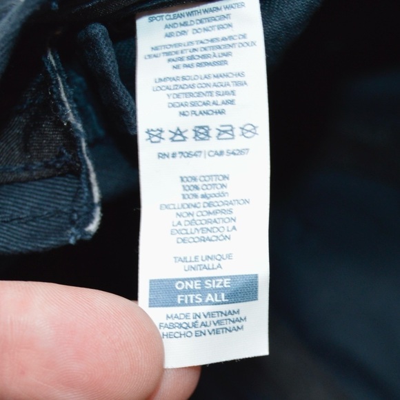 Milwaukee Brewers Fan Favorite Genuine Merchandise Curved Bill Baseball Cap - Picture 11 of 12